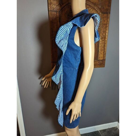 Jealous Tomato Denim Dress with Awesome side Ruffle Super Cute Style! Size Mediu - Picture 2 of 6